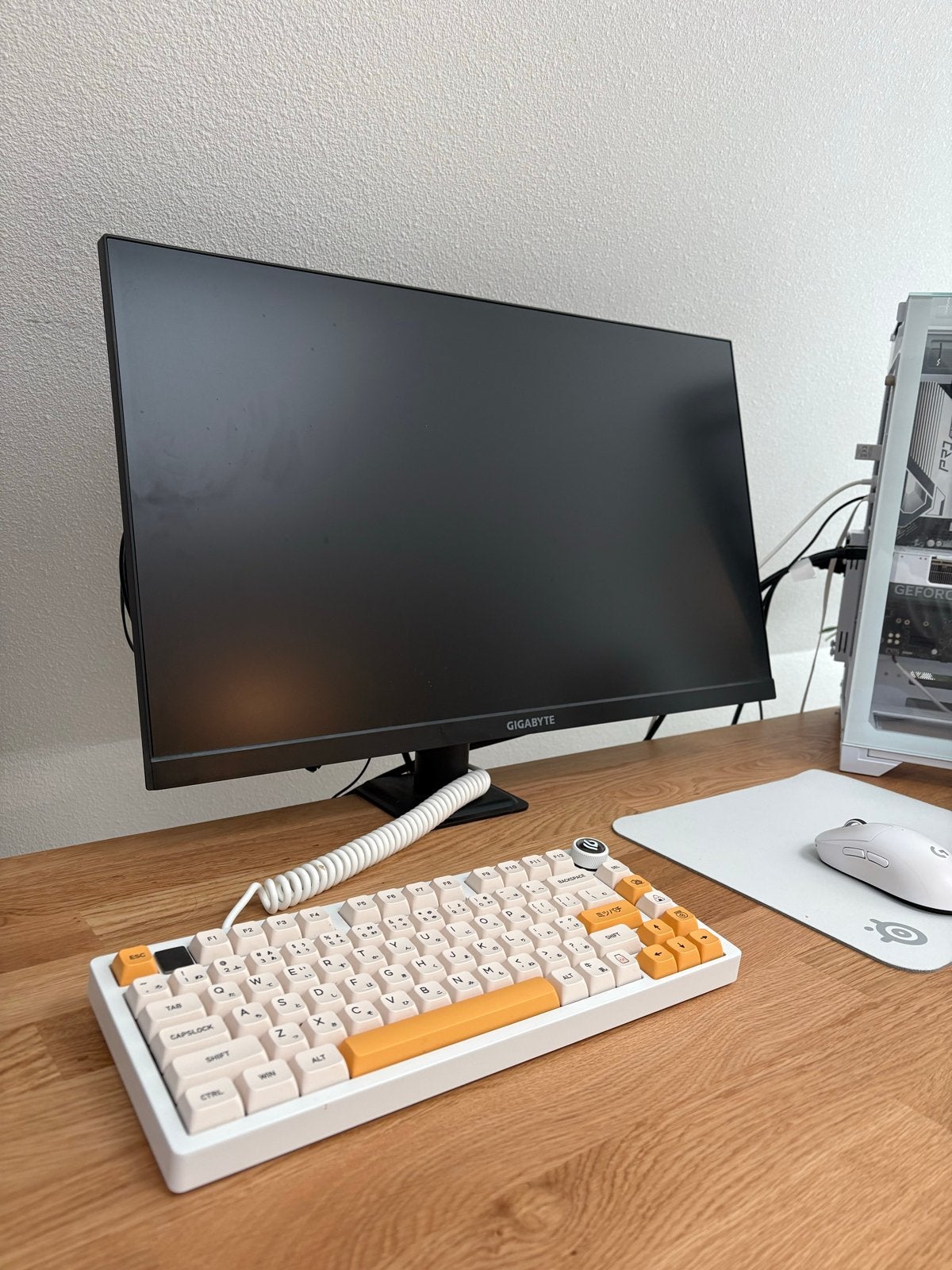 Gigabyte M27Q X – 27" QHD (1440p) – 240Hz (nieuwstaat), IPS, Zo goed als nieuw, DisplayPort, 1 tot 2 ms