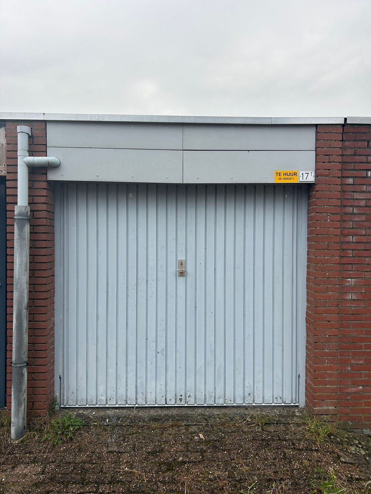 Rijen opslagruimte, Ophalen, Zo goed als nieuw