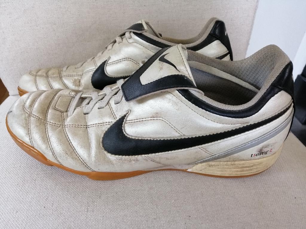 NIKE zaal indoor sportschoenen Tiempo maat 46, Maat XS of kleiner, Ophalen of Verzenden, Schoenen