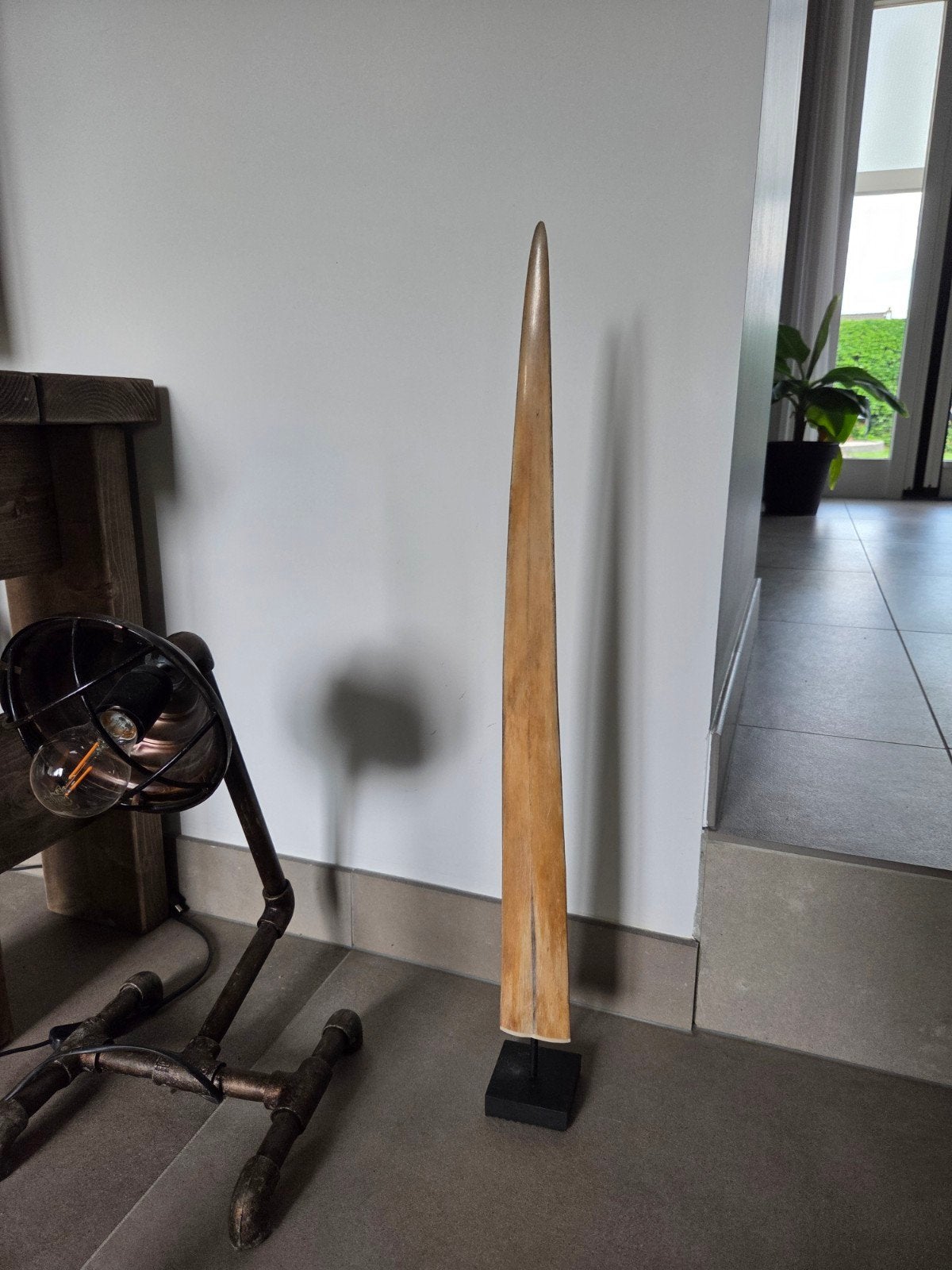 Zwaardvistand op voet 69 cm decoratie ornament, Ophalen of Verzenden