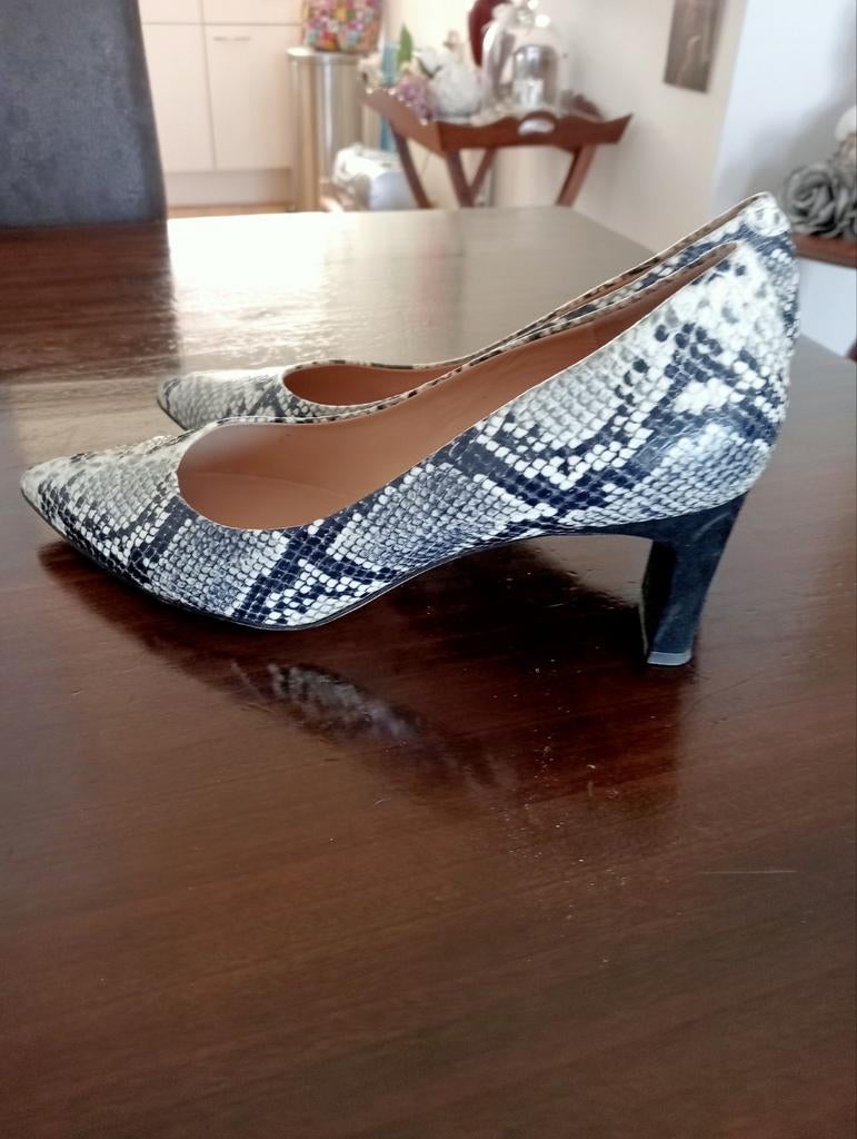 Perlato pumps.39., Ophalen of Verzenden, Zo goed als nieuw