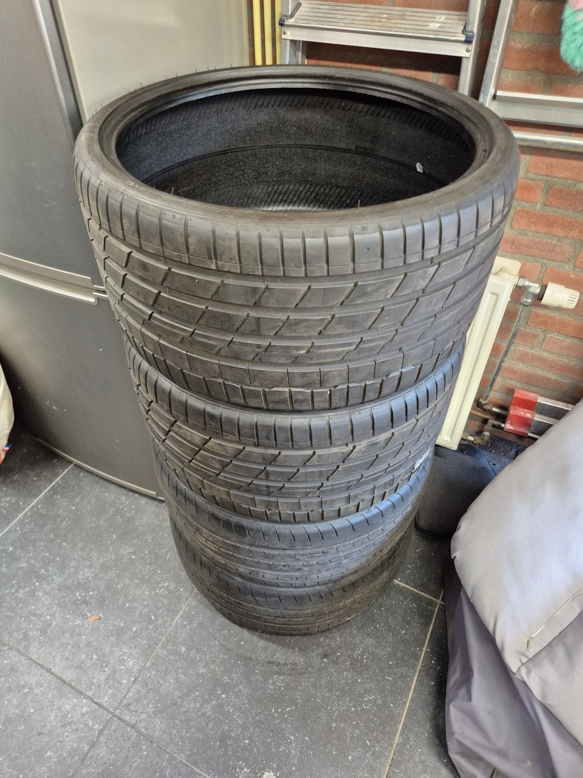 Zomerbanden: 2x Goodyear 255/30ZR21, Auto-onderdelen, Banden en Velgen, Ophalen, Gebruikt, 255 mm, 21 inch
