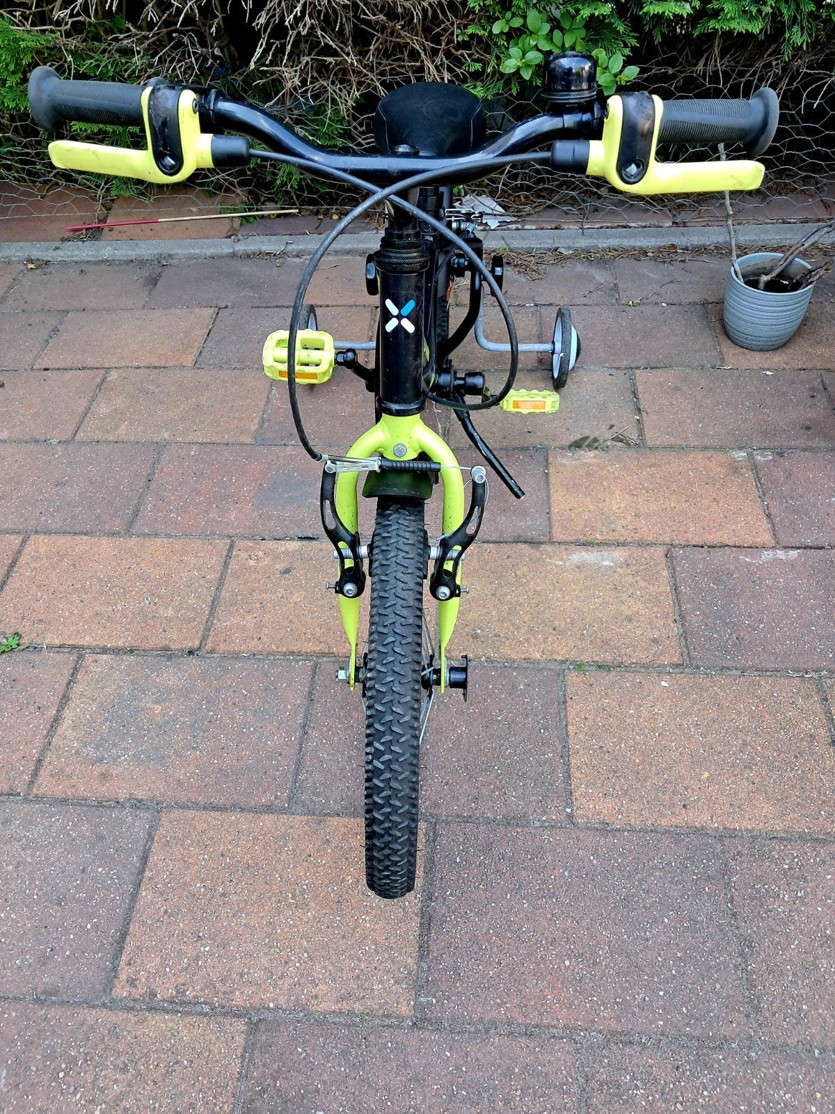 B'TWIN kinderfiets 16 inch, Ophalen, Zijwieltjes, 16 tot 20 inch, Zo goed als nieuw