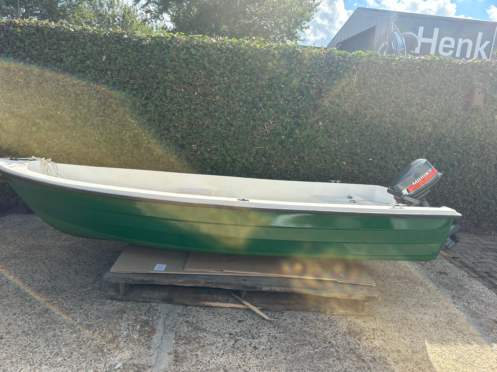 Boot Mariner 5 PK buitenboordmotor, opnieuw geschilderd, Watersport en Boten, Roeiboten, Ophalen, Gebruikt, Polyester