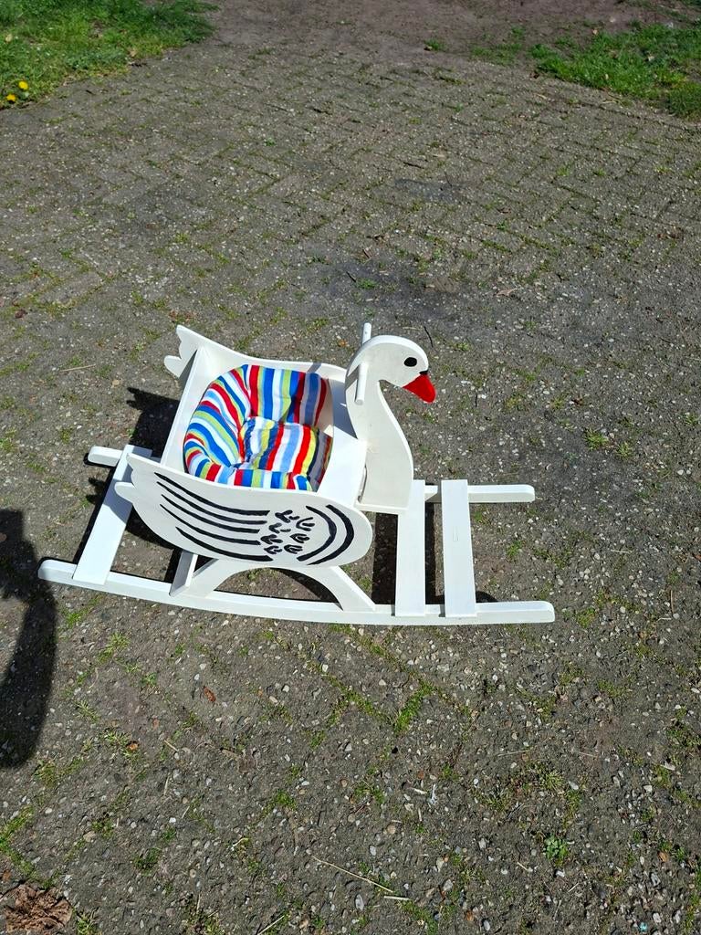 Schommelstoel Zwaan - Wit met kleurrijk zitje, Ophalen, Gebruikt, Overige typen