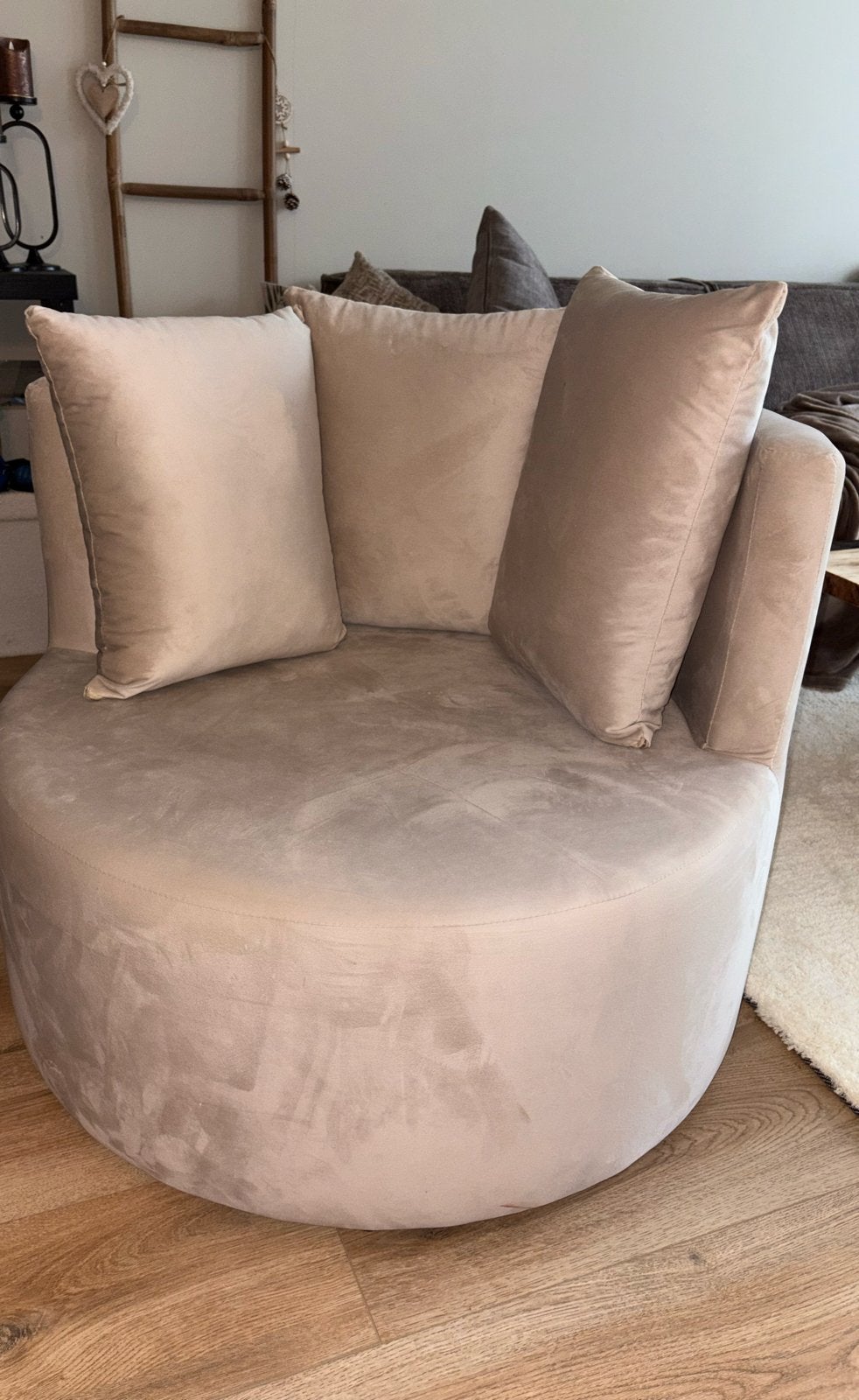 Beige Velvet Loveseat - Zo goed als nieuw, Huis en Inrichting, Ophalen, Tweepersoons, 75 tot 100 cm, Zo goed als nieuw