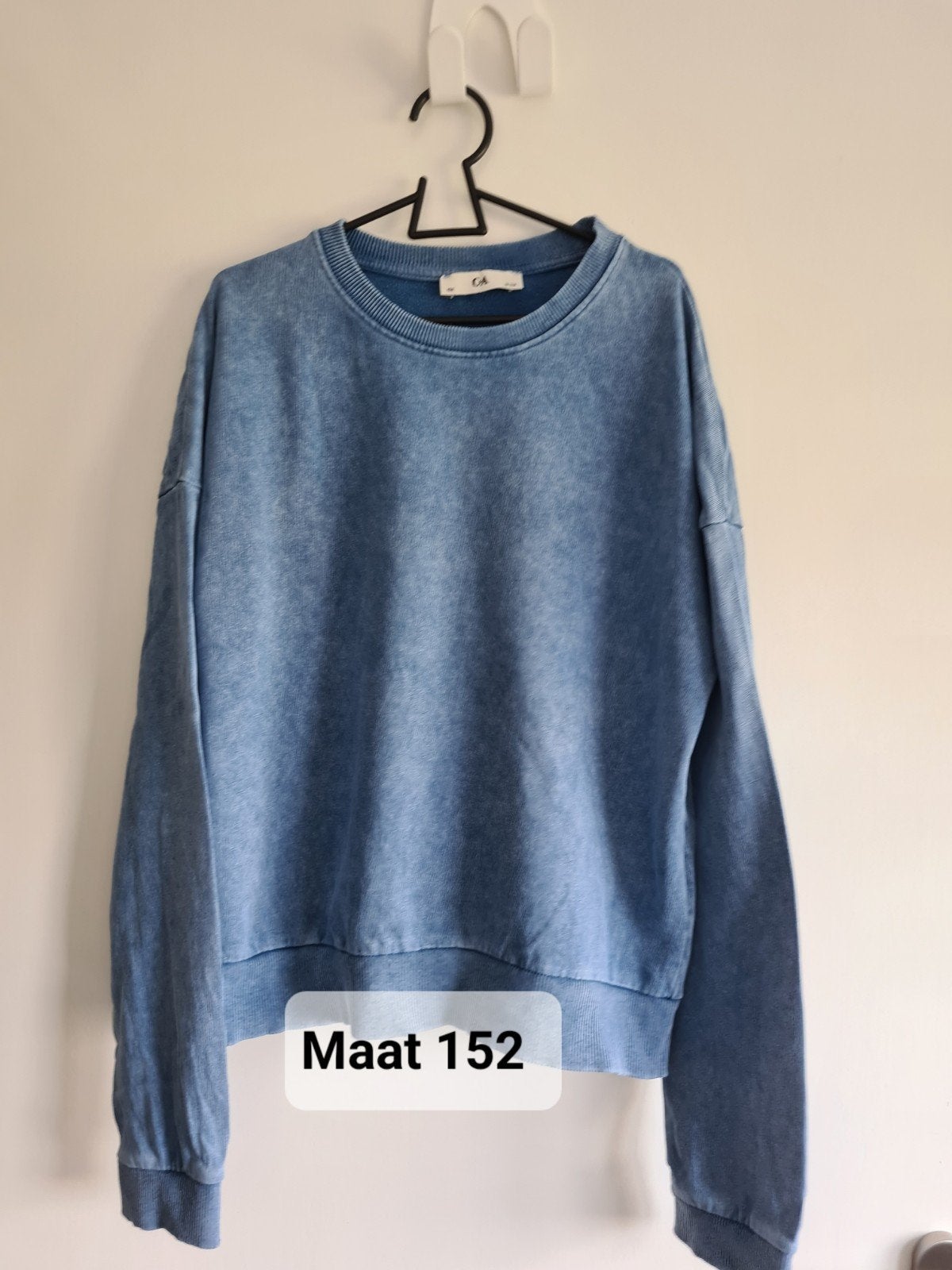 Mooie blauwe sweater van C&A in maat 152., C&A, Jongen of Meisje, Trui of Vest, Ophalen of Verzenden