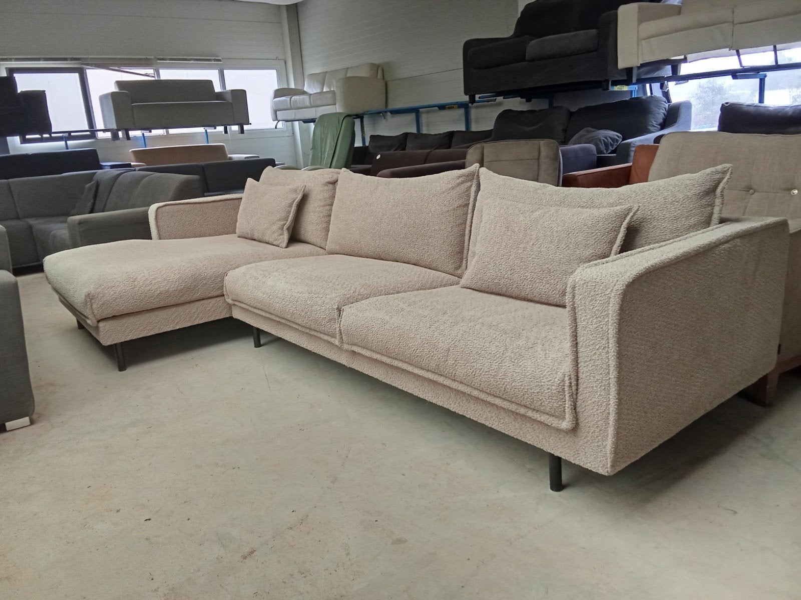 hoekbank - teddy - boucle - gereinigd - bezorgen heel NL, ., Hoekbank, Ophalen of Verzenden, Zo goed als nieuw