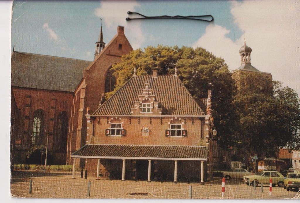 Workum met auto's Peugeot 104, Mazda 1300, Ophalen of Verzenden, 1960 tot 1980, Gelopen, Friesland