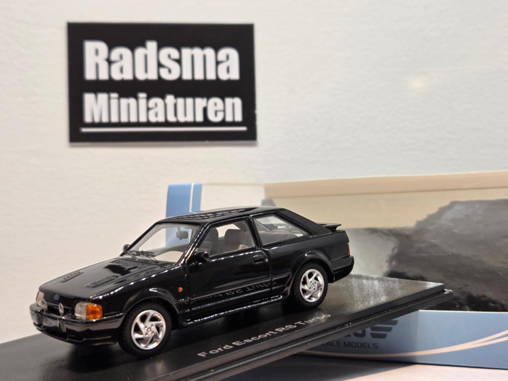 Ford Escort RS Turbo Mk4 - Zwart - 1:43 Neo Scale Models, Hobby en Vrije tijd, Modelauto's | 1:43, Nieuw, Auto, Overige merken