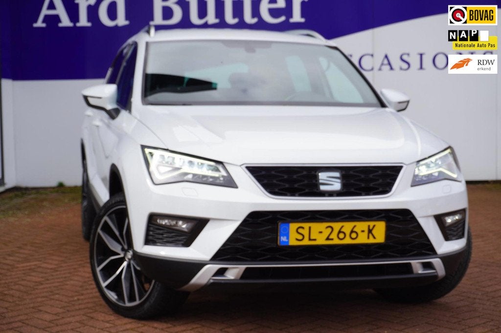 Seat Ateca 1.4 EcoTSI Xcellence 150PK+VOL-LEDER+XENON+NAVI+C, Auto's, Seat, Bedrijf, Te koop, Ateca, ABS, Achteruitrijcamera, Airbags