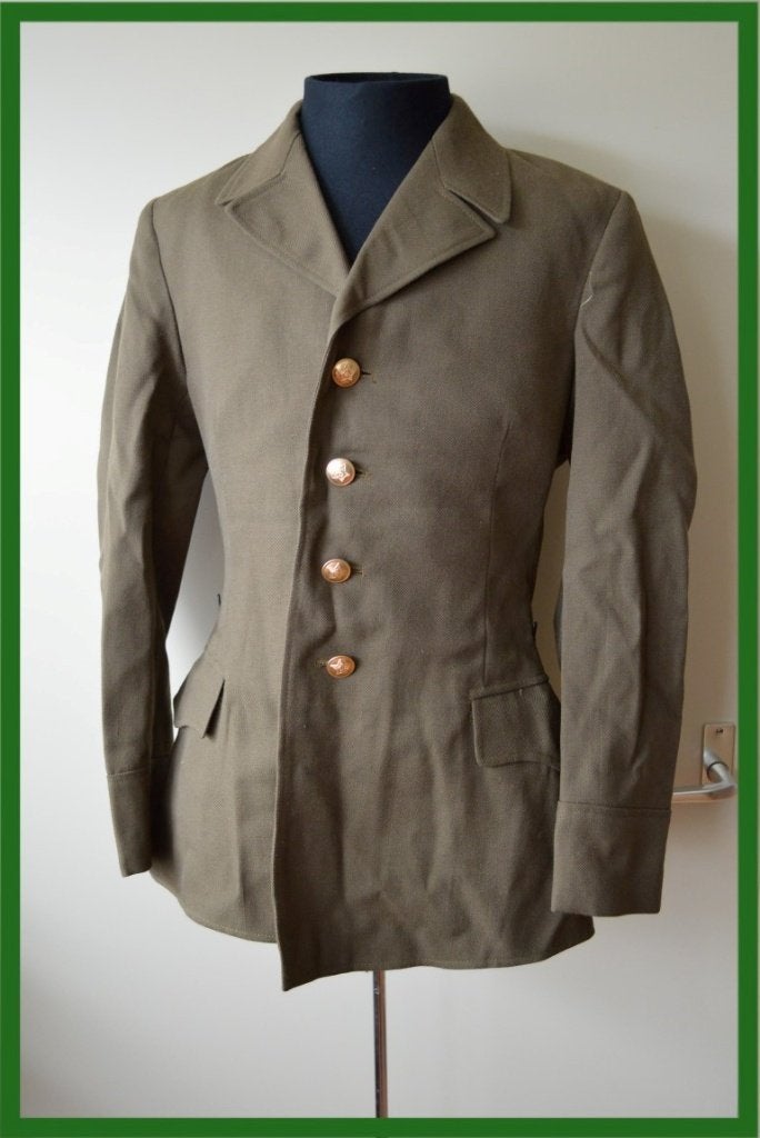 Vintage groen jasje, militaria, uniform, Ophalen of Verzenden, Overige soorten, Overige gebieden, Overige typen