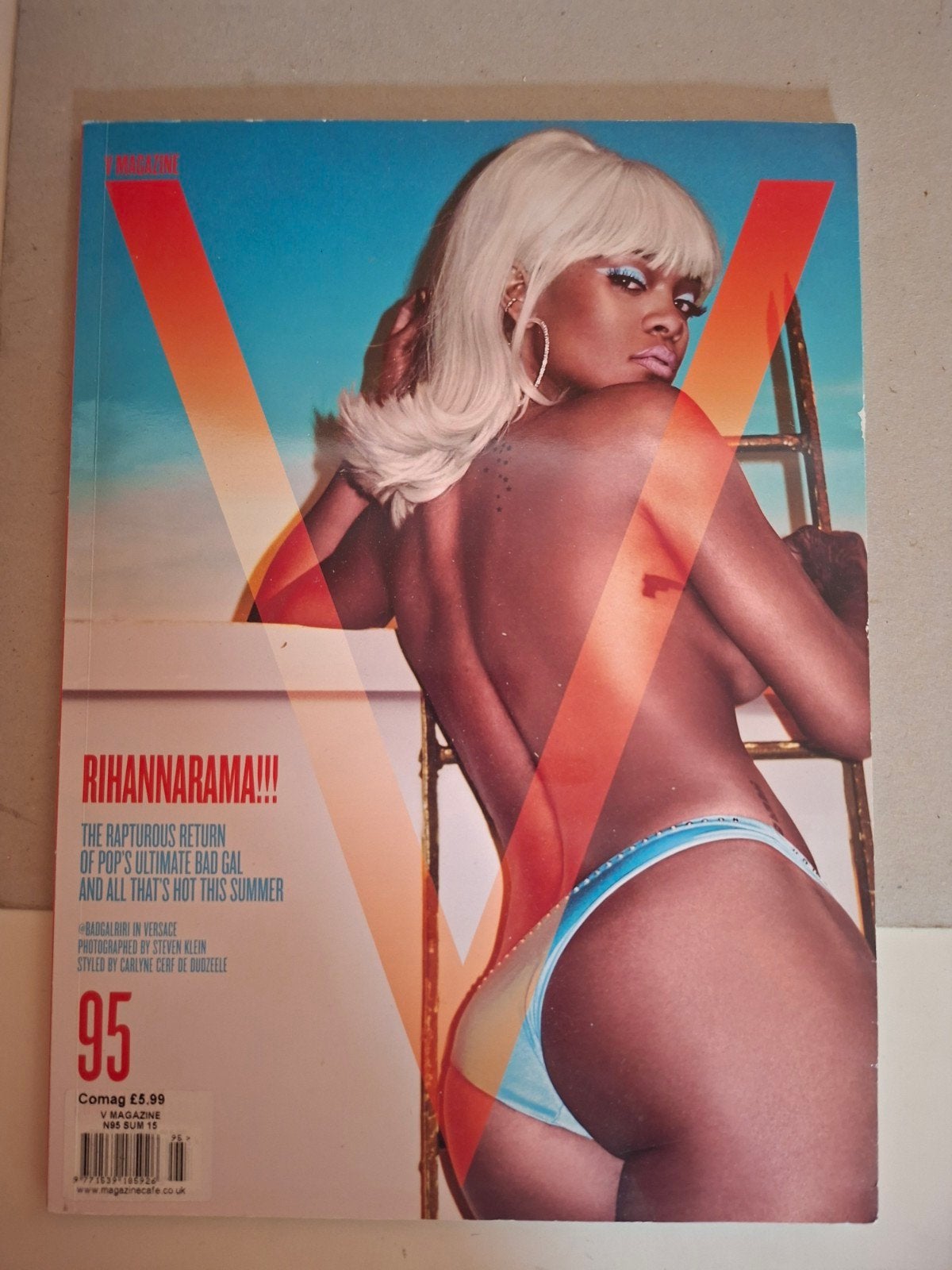 v magazine 2015 rihanna fashion magazine tijdschriften, Verzenden, 1980 tot heden, Buitenland, Tijdschrift