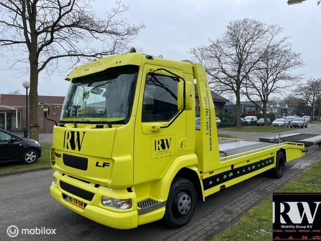 DAF LF OPRIJWAGEN *C1 7,5T*OPRIJWAGEN*LIER*A/C* APK 03-2027*, Auto's, Gebruikt, 4 cilinders, Bedrijf, Grijs