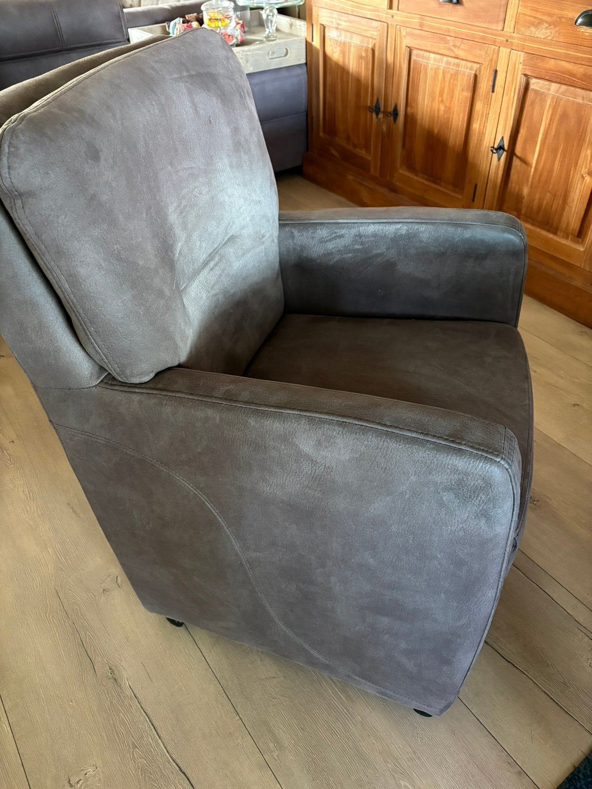 4 stoelen met wieltjes, Ophalen, Gebruikt, Minder dan 75 cm, Stof
