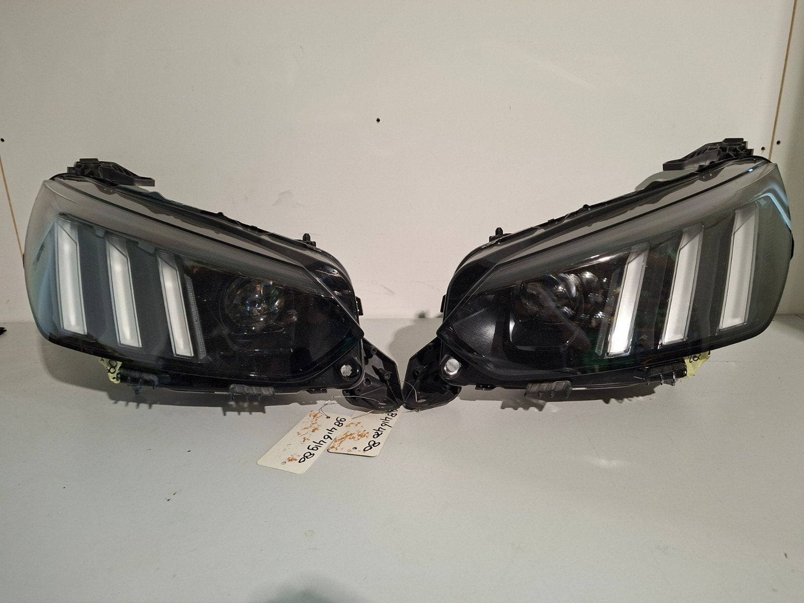 set koplampen Peugeot 208 en 2008, Ophalen of Verzenden, Peugeot