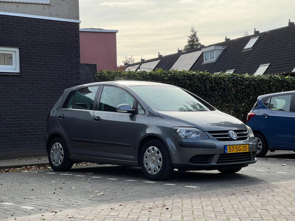 Volkswagen Golf Plus 1.4 FSI 66KW 2006 Grijs, Auto's, 15 km/l, 680 kg, Origineel Nederlands, Handgeschakeld