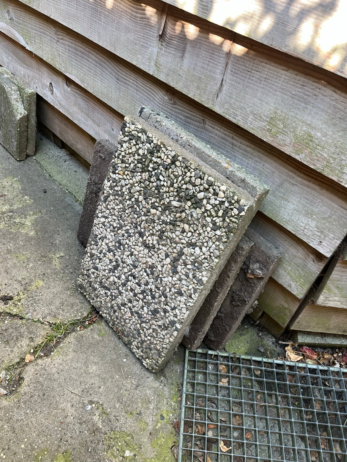 Gebruikte grindtegels en sluitband, Ophalen, Gebruikt, Minder dan 5 m², Beton