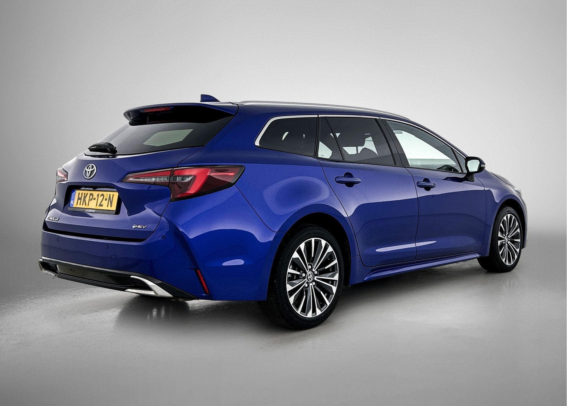 Toyota Corolla Touring Sports Hybrid 140 Dynamic | NL dealer, Auto's, 450 kg, 4 cilinders, Blauw, Origineel Nederlands