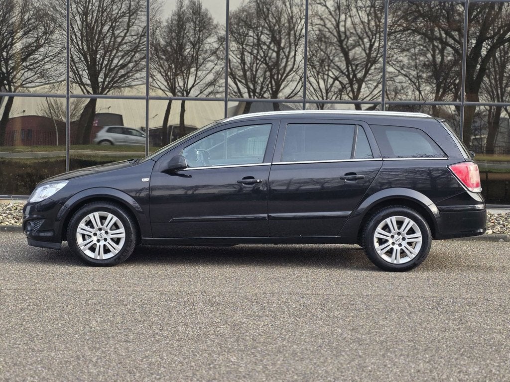Opel Astra Wagon 1.6 Executive|Airco|Half-leder, Voorwielaandrijving, 15 km/l, Gebruikt, 4 cilinders