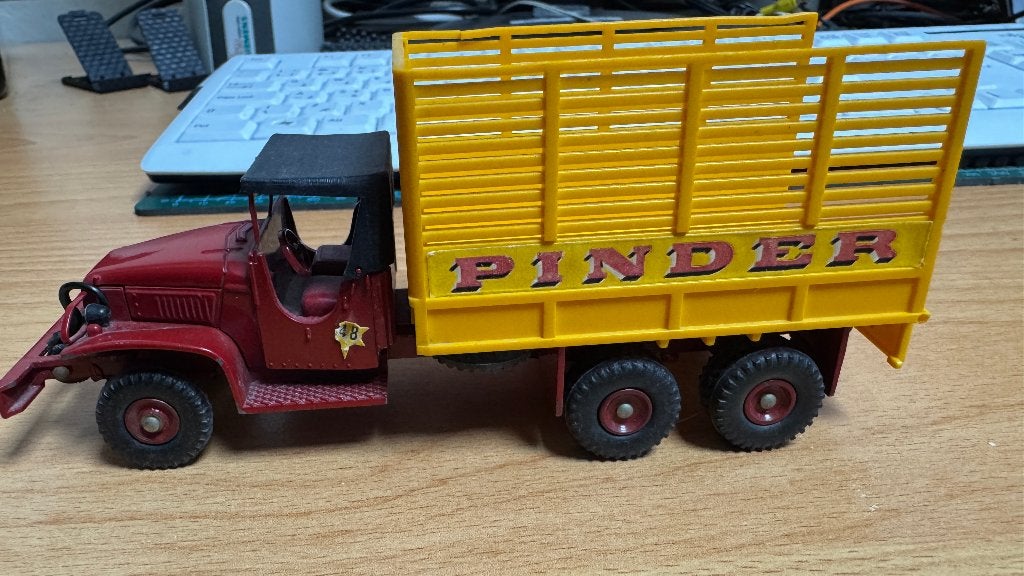 Dinky Toys France nr. 881 Pinder Circus, Ophalen of Verzenden, Gebruikt, Auto, Dinky Toys