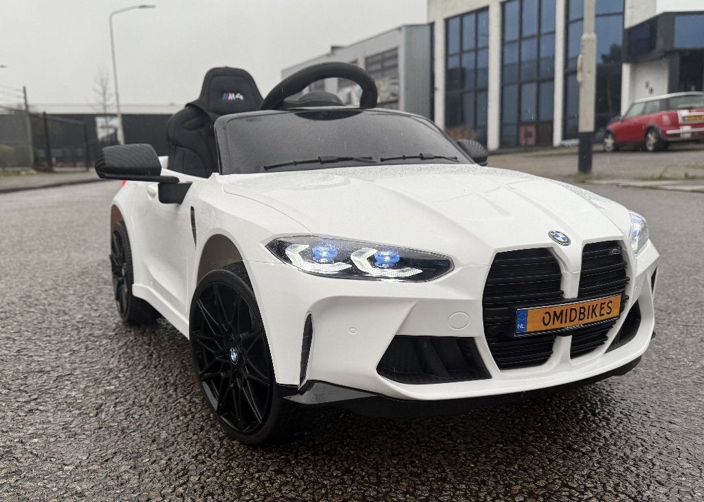BMW M4 12v wit Afstands. - Bleutooth - Led - Leder - Rubb!, Nieuw