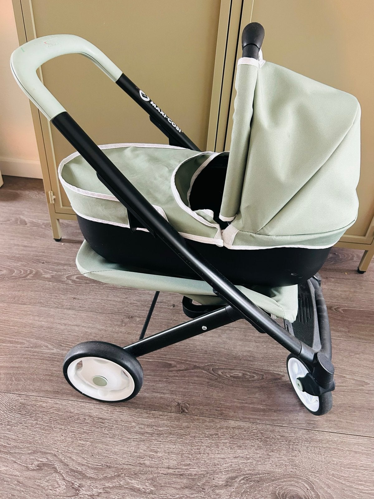 Maxi-Cosi poppenwagen met reiswieg en zitje, Ophalen, Zo goed als nieuw, Combiwagen, Met reiswieg