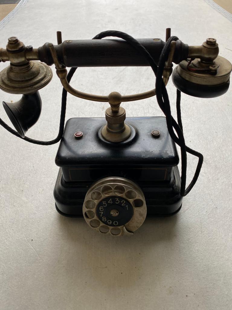Prachtige telefoon, Telecommunicatie, Vaste telefoons | Niet Draadloos, Ophalen of Verzenden, Zo goed als nieuw, Bakeliet