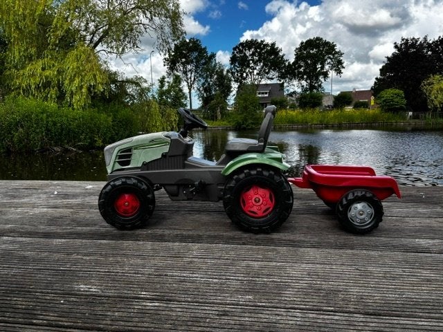 Fendt 211 traptractor met aanhanger, Kinderen en Baby's, Speelgoed | Buiten | Voertuigen en Loopfietsen, Ophalen, Gebruikt, Overige typen