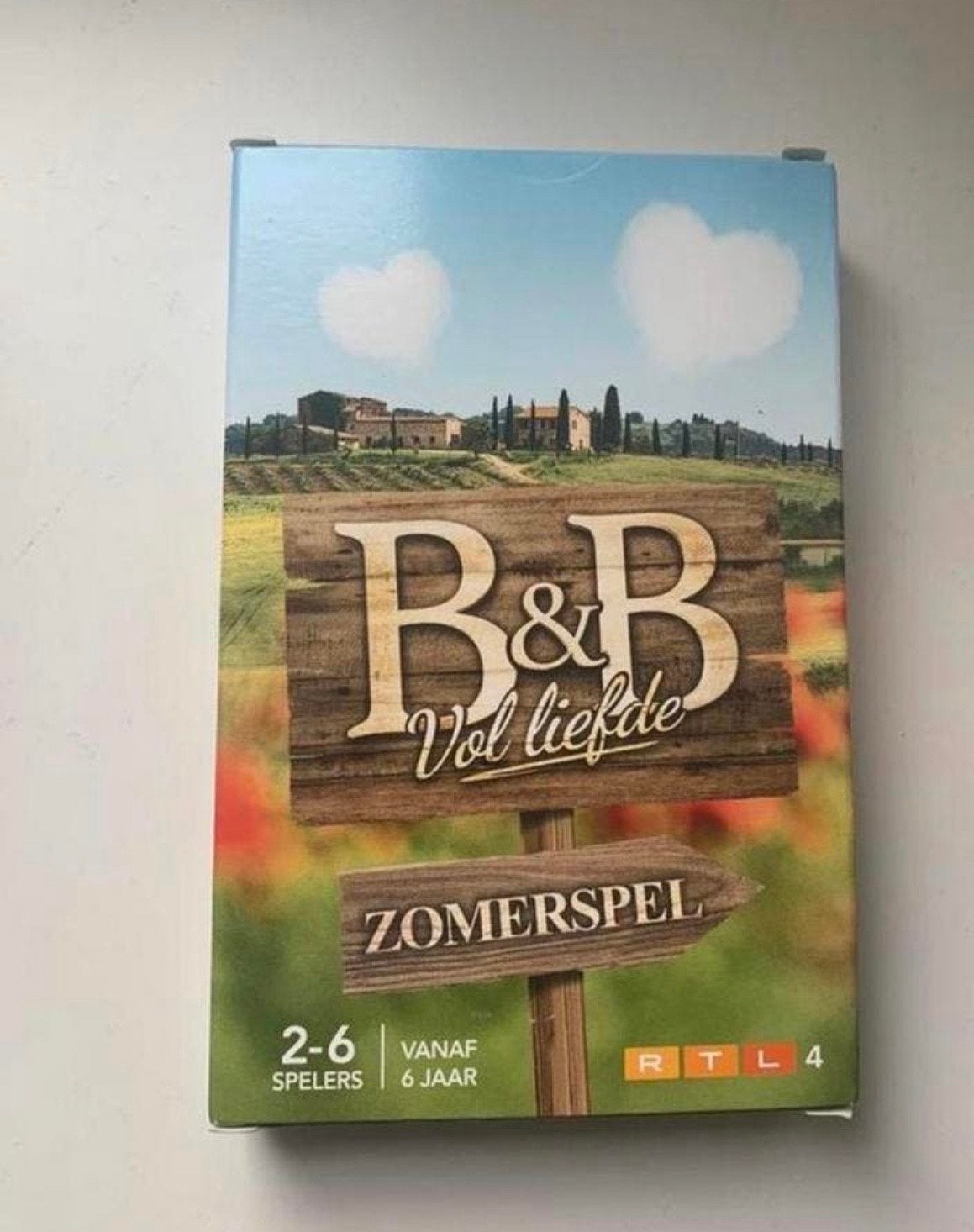 B&B Vol Liefde Zomerspel Kaartspel - RTL 4, Hobby en Vrije tijd, Gezelschapsspellen | Kaartspellen, Nieuw, Een of twee spelers