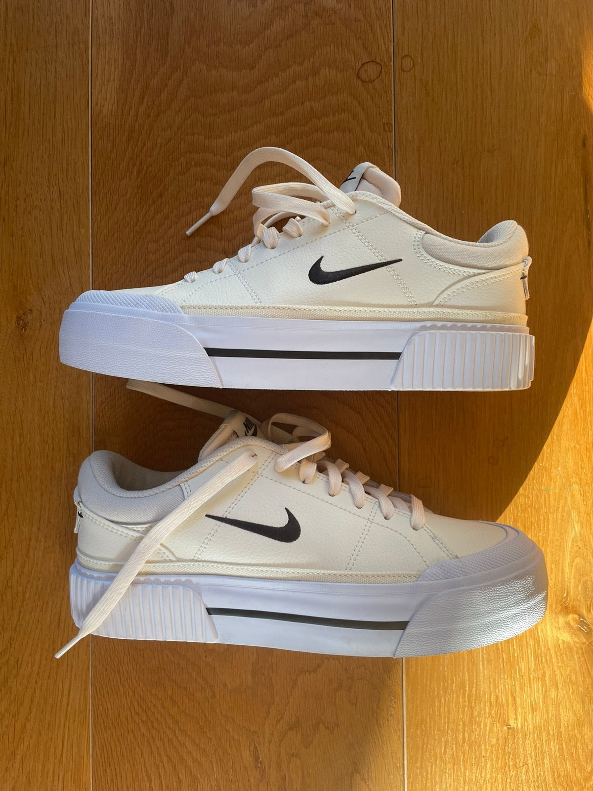 NIKE Court Legacy Lift, ZGAN, dames, maat 39, Wit, Ophalen of Verzenden, Sneakers of Gympen, Zo goed als nieuw