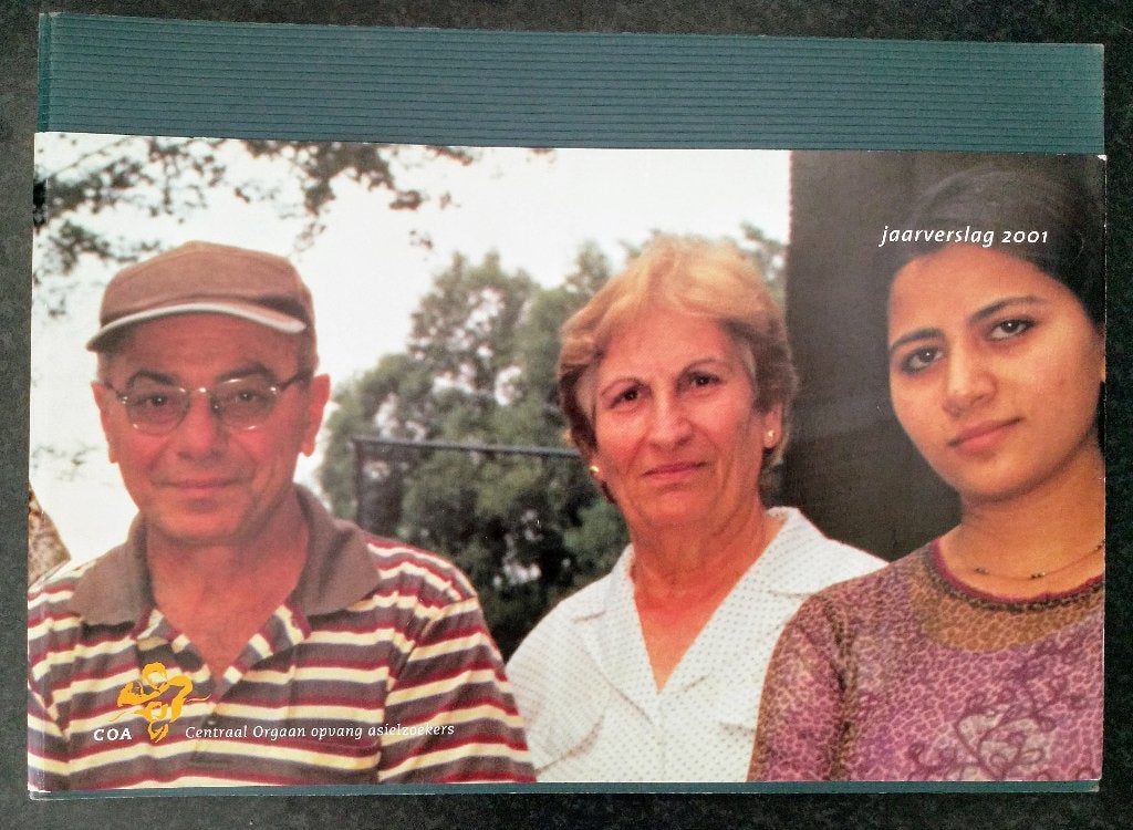 Jaarverslag 2001 COA, Ophalen of Verzenden, Zo goed als nieuw, COA