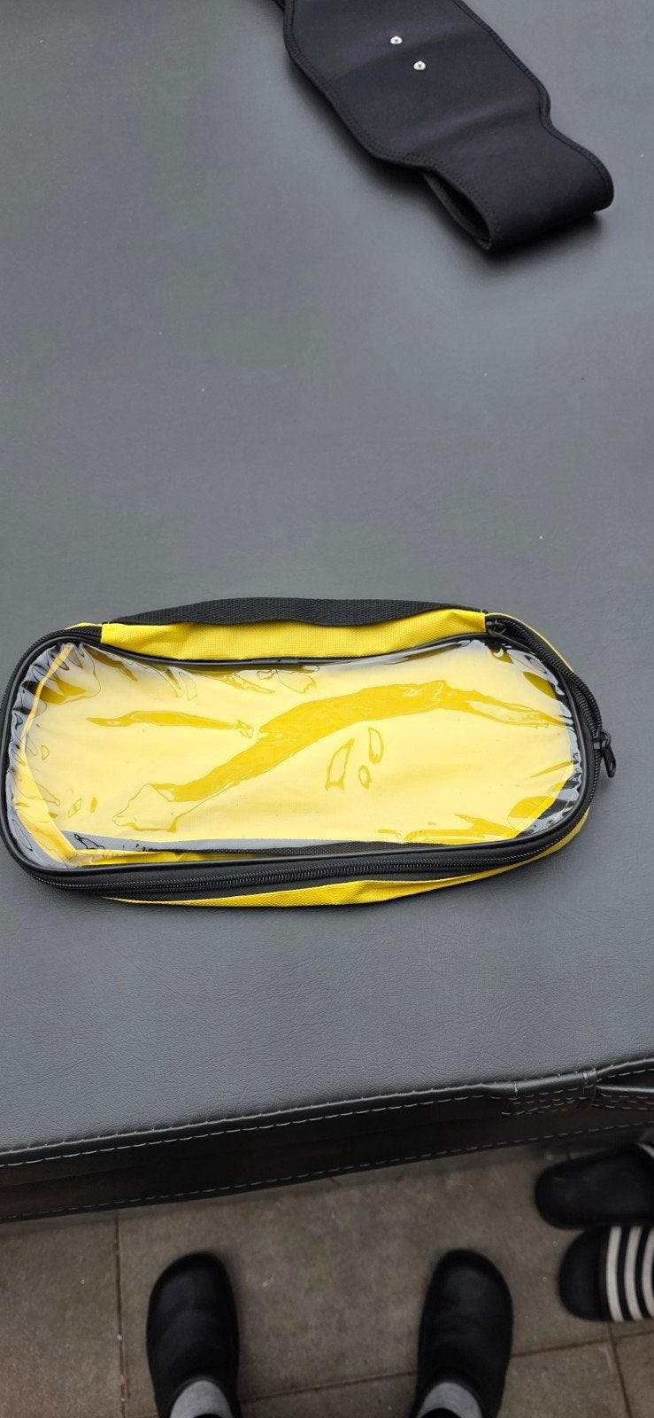Gele etui/opbergtasje met rits, Verzenden, Gebruikt, Onbekend