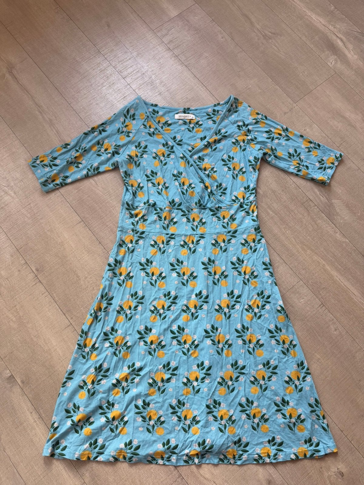Serendipity srndpty jurk mt. 42 aop blauw geel, Kleding | Dames, Blauw, Maat 42/44 (L), Ophalen of Verzenden, Zo goed als nieuw