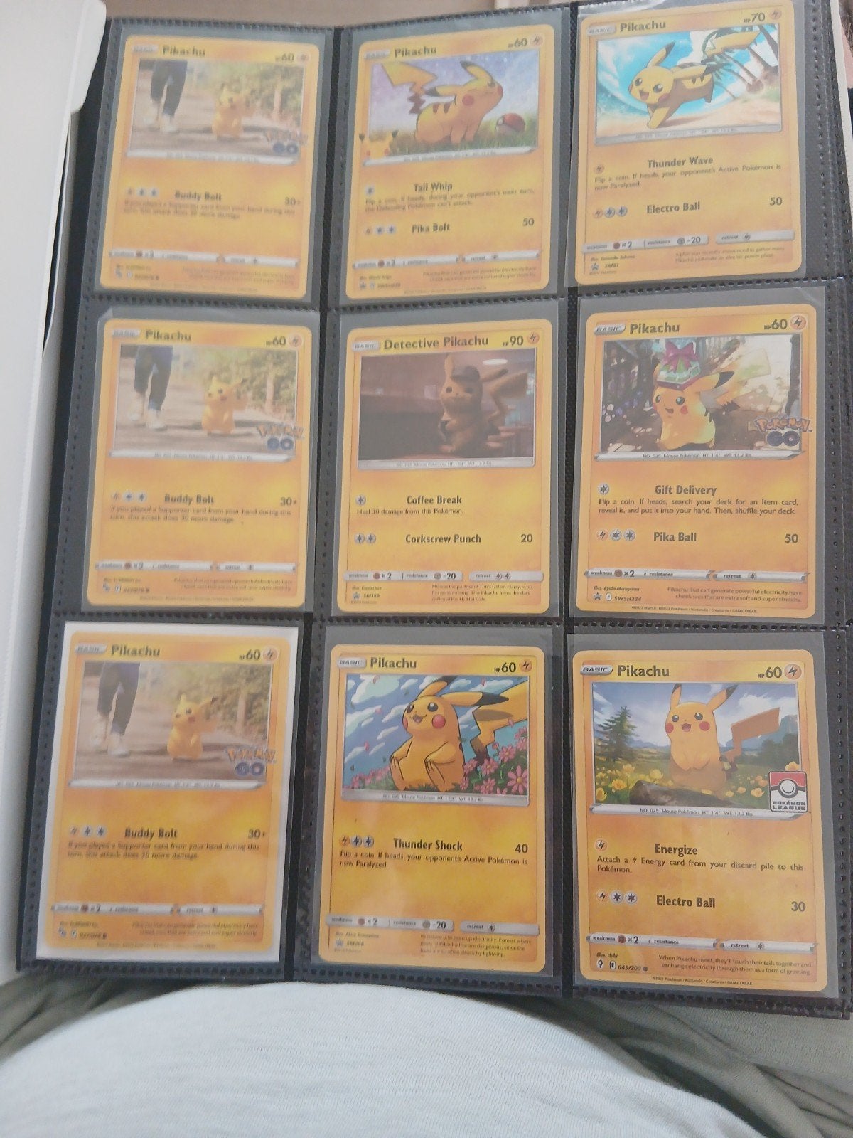 Grote verzameling Pokémon kaarten in map, Ophalen of Verzenden
