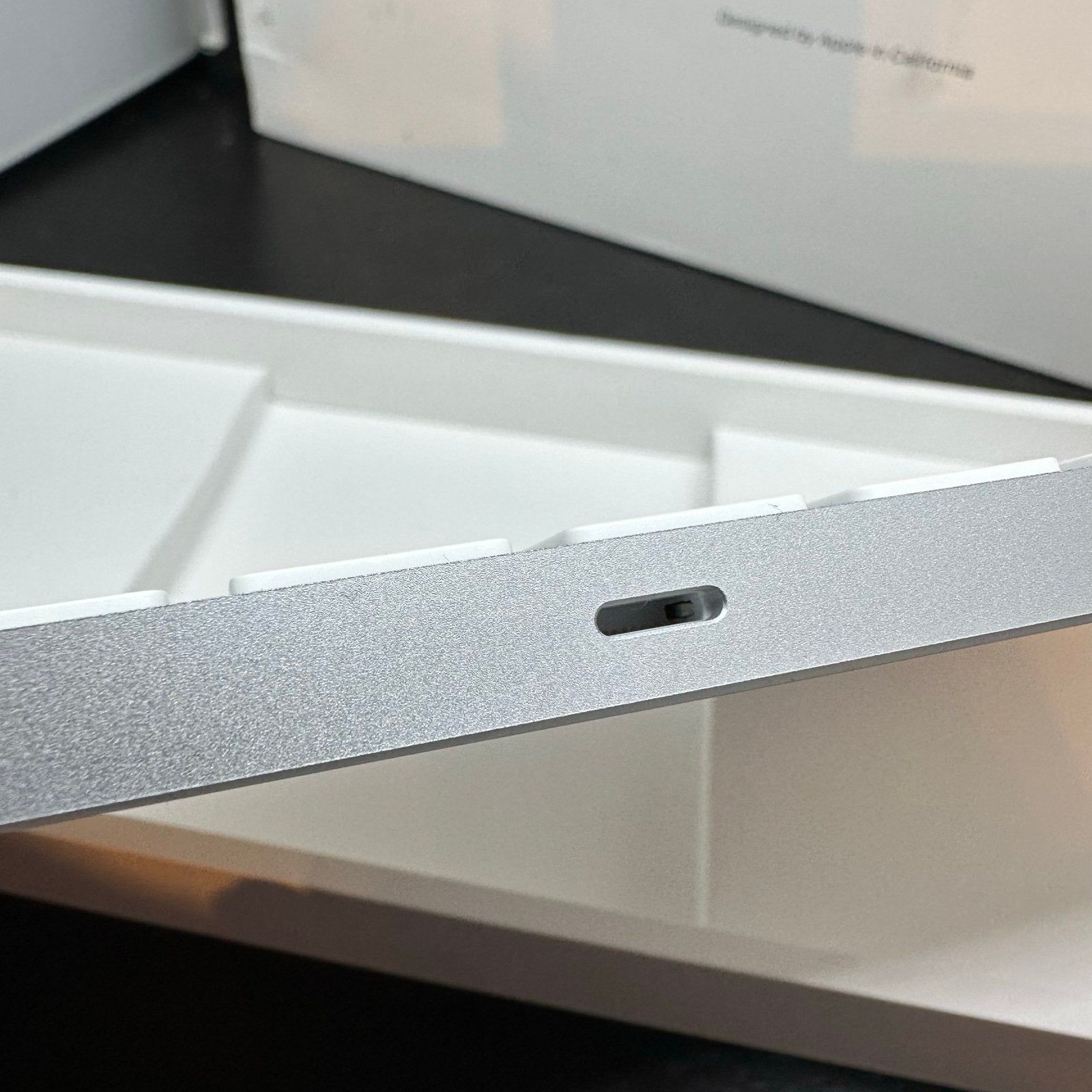 Apple Magic Keyboard (Model A1644) UK/QWERTY met doos, S, Verzenden, Zo goed als nieuw, Draadloos
