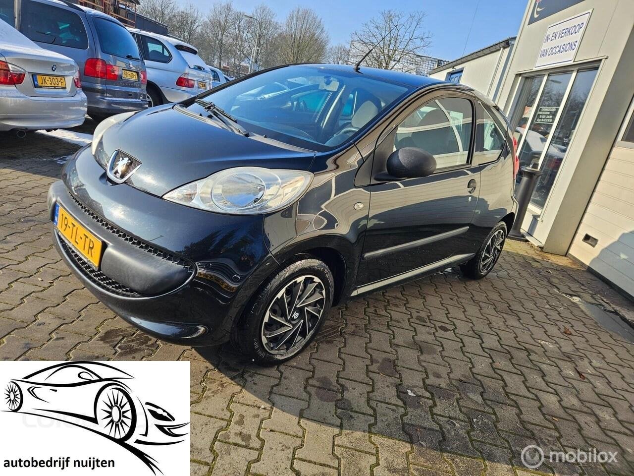 Peugeot 107 1.0-12V XR, Voorwielaandrijving, Gebruikt, 765 kg, Origineel Nederlands
