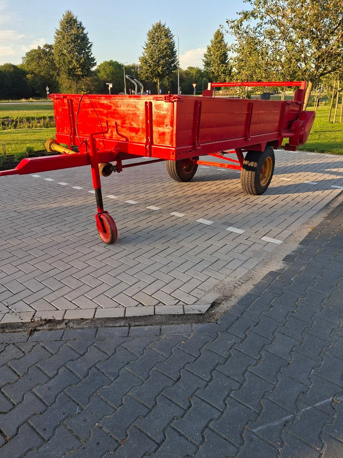 mestrooier in nette staat, Ophalen, Glastuinbouw, Weidebouw