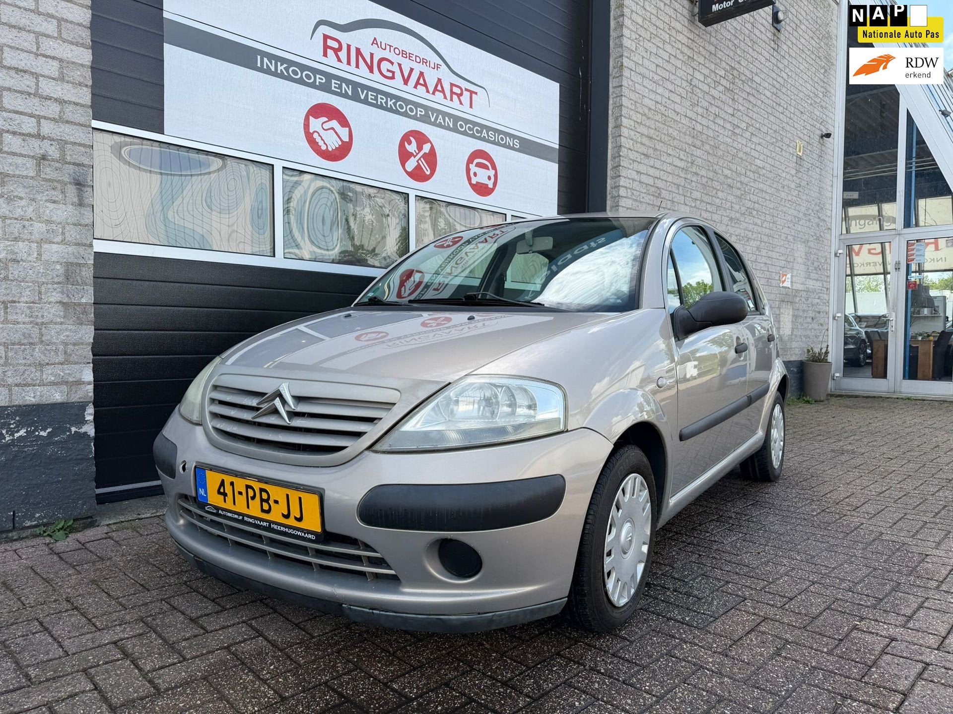 Citroen C3 1.1i Ligne Séduction Nette Auto, Voorwielaandrijving, 4 cilinders, 60 pk, Beige