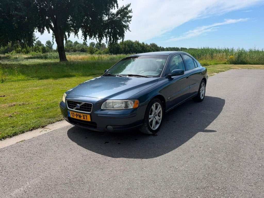 Volvo S60 2.4 Kinetic NL Geleverd, Leder, Airco, LM Velgen,