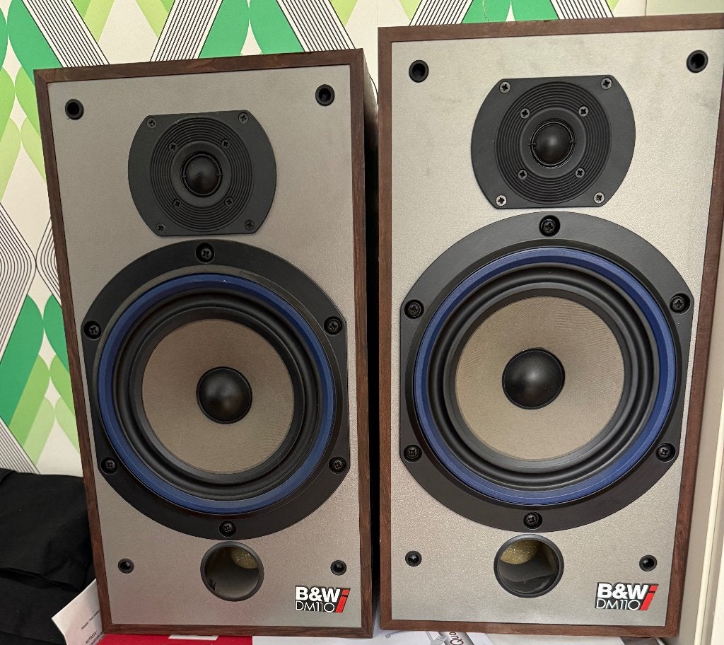 2x Bowers & Wilkins (B&W) DM110, Studiomonitor, Gebruikt, Ophalen of Verzenden, 60 tot 120 watt