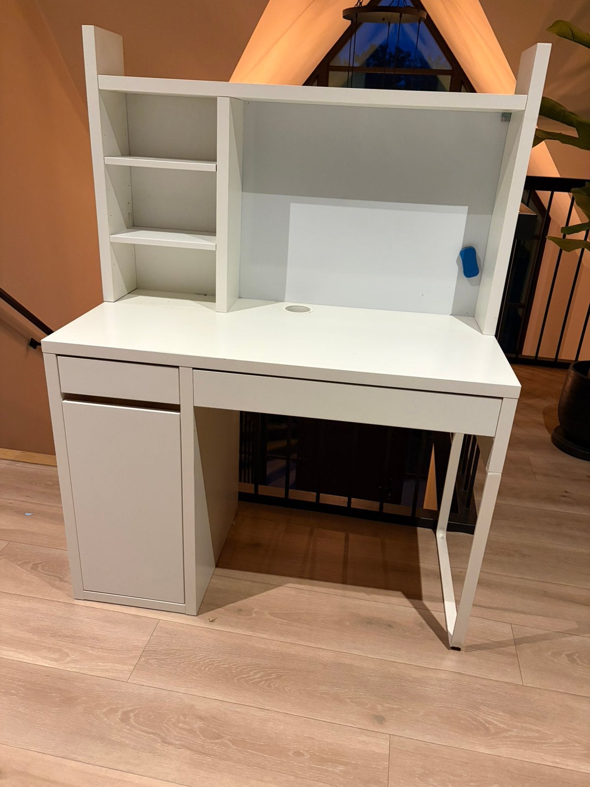Ikea bureautje, 105 cm, Gebruikt, Kinderbureau, 50 cm