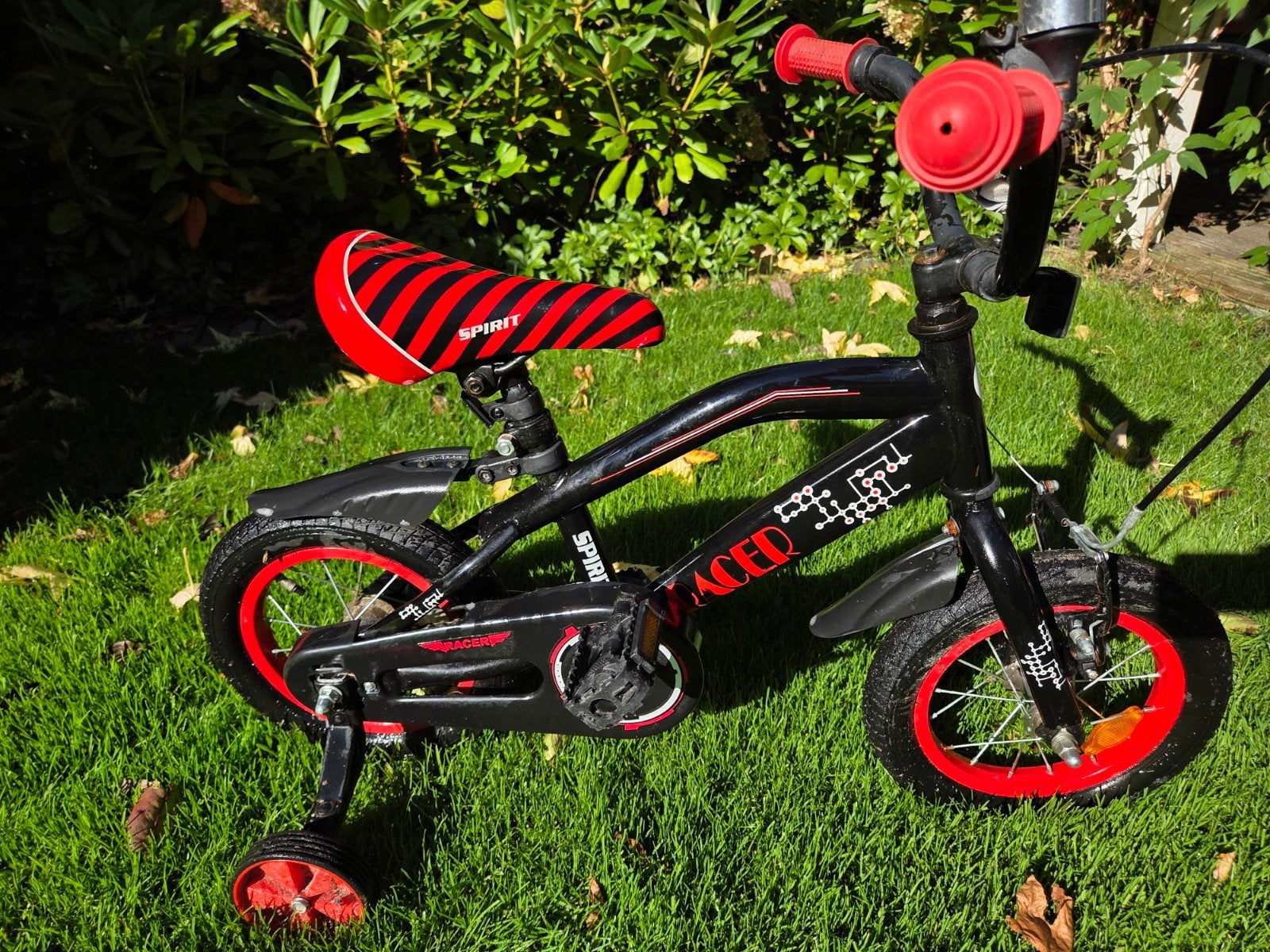 Kinderfiets 12,5 inch met zijwieltjes - Zo goed als nieuw, Fietsen en Brommers, Ophalen, Zo goed als nieuw, Minder dan 16 inch