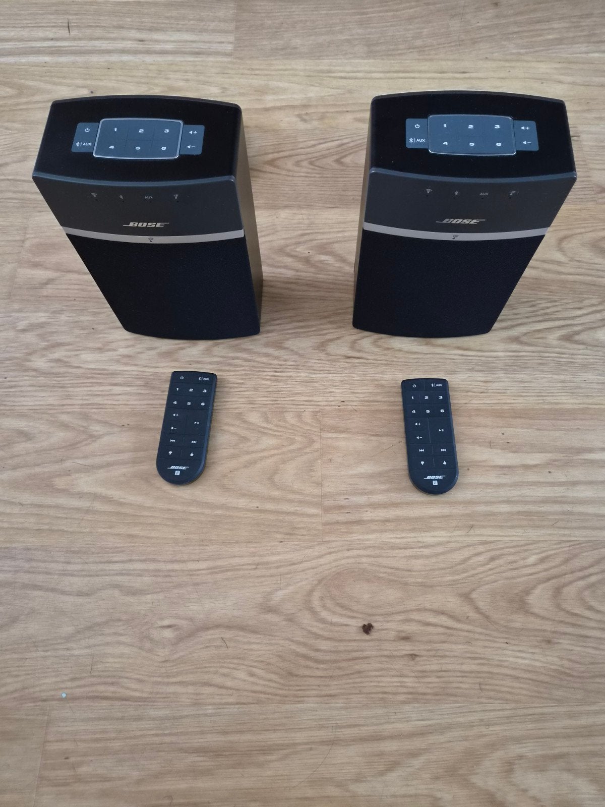 Bose Soundtouch 10 Speakers 2 stuks, Ophalen of Verzenden, Minder dan 60 watt, Front, Rear of Stereo speakers, Bose