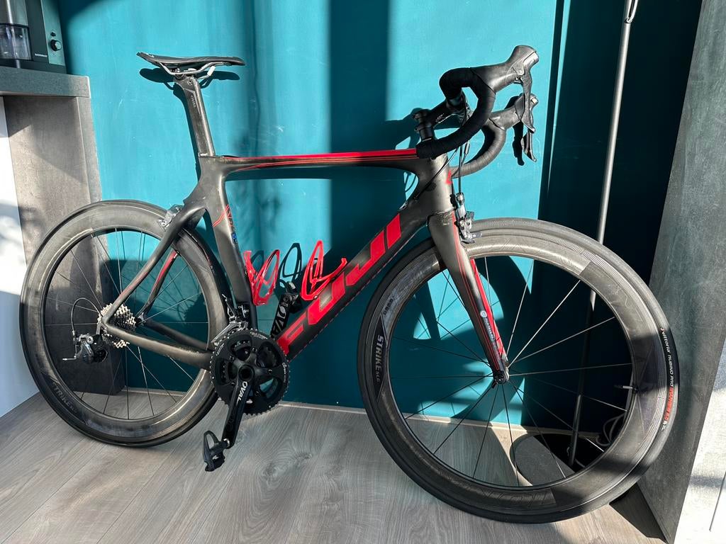 Carbon Racefiets - Fuji Transonic 2.3 Ultegra maat 56, Carbon, Zo goed als nieuw, Meer dan 20 versnellingen, 53 tot 57 cm