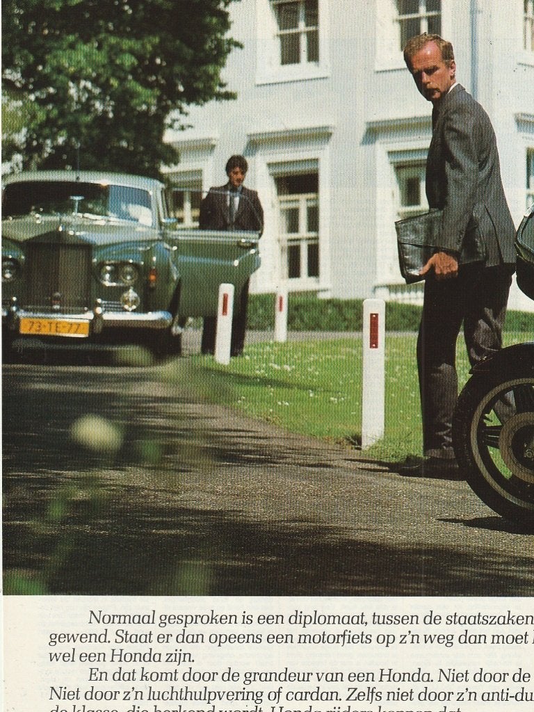 retro reclame 1983 Honda motor bij auto Oldtimer, Verzenden, Overige typen