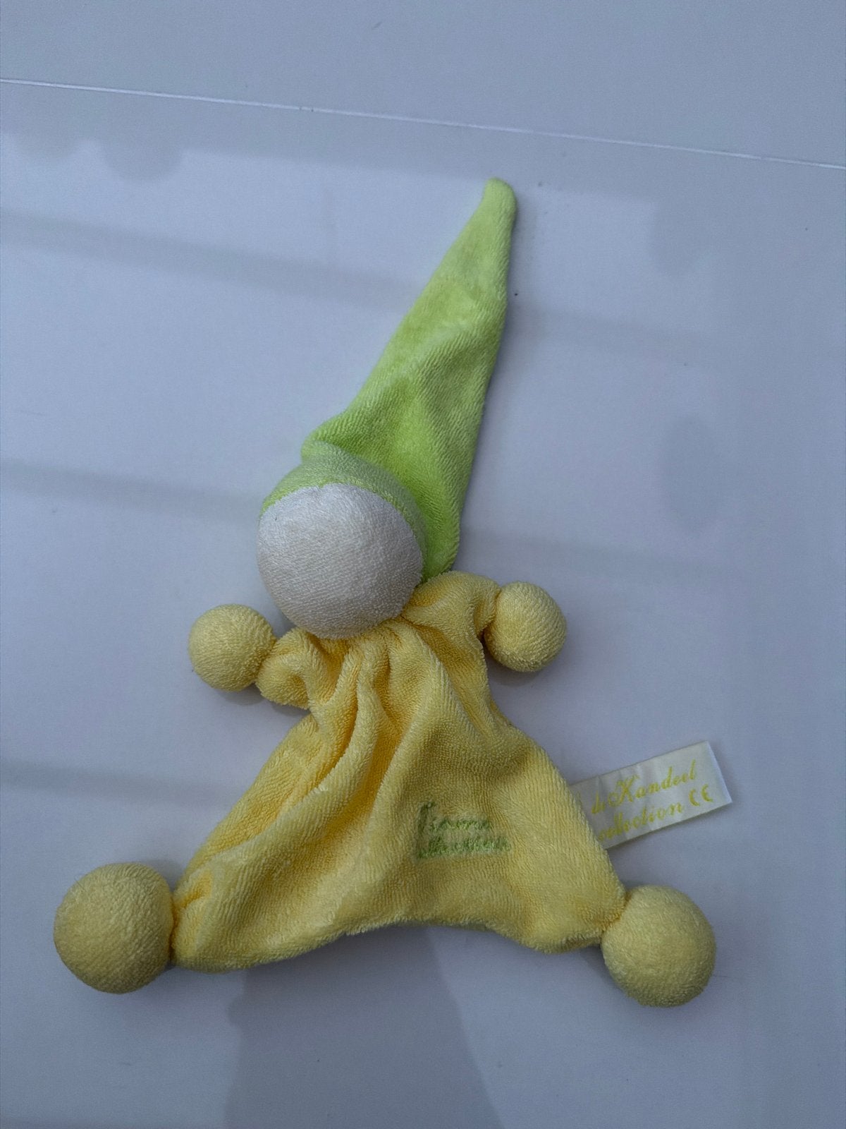 Schattig geel knuffeldoekje/ groen mutsje tiamo collection, Ophalen of Verzenden, Zo goed als nieuw, Overige typen