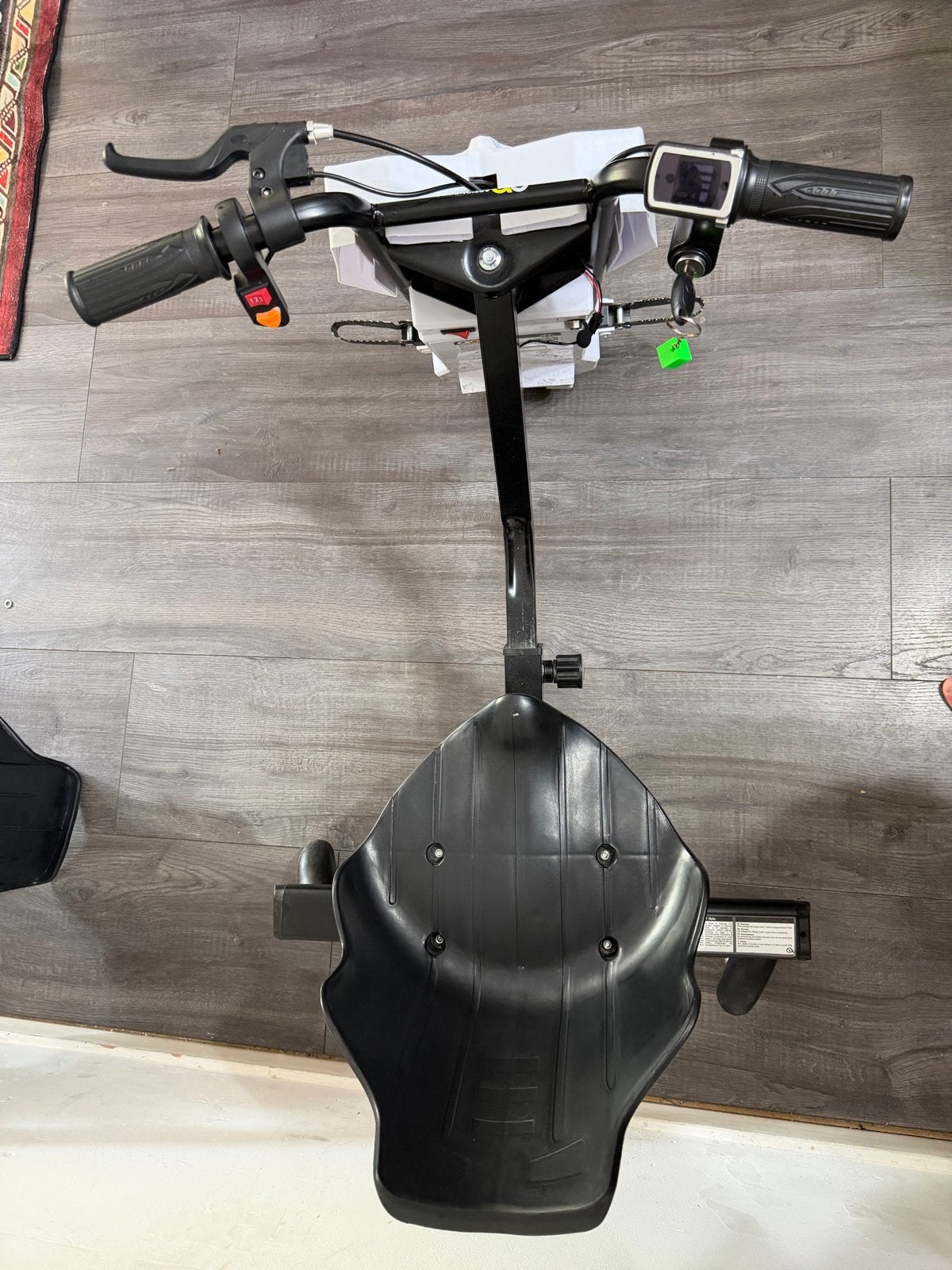 Elektrische Drift Trike – 15 km/u – Zwart / Wit, Fietsen en Brommers, Ophalen of Verzenden, Zo goed als nieuw, Elektrische step (E-scooter)