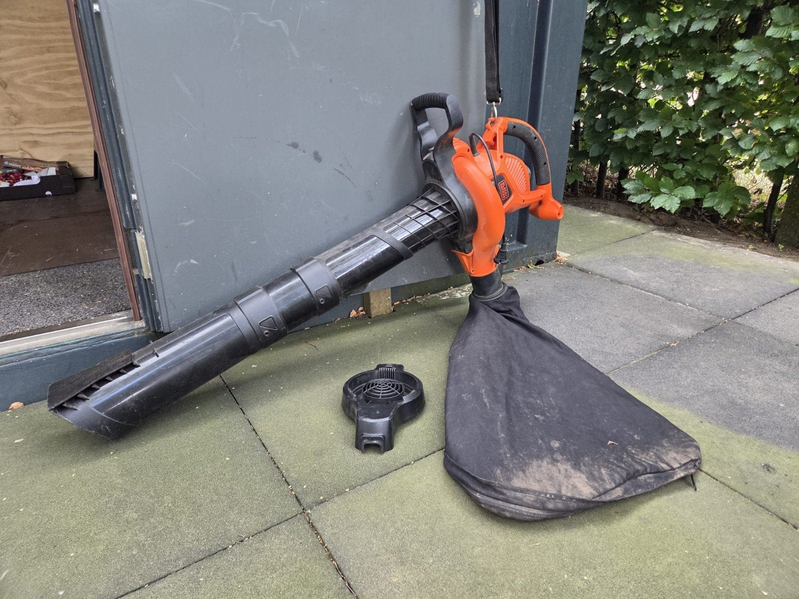 Black+Decker bladblazer en bladzuiger GW3030, Tuin en Terras, Ophalen, Gebruikt, Met opvangzak, Elektrisch