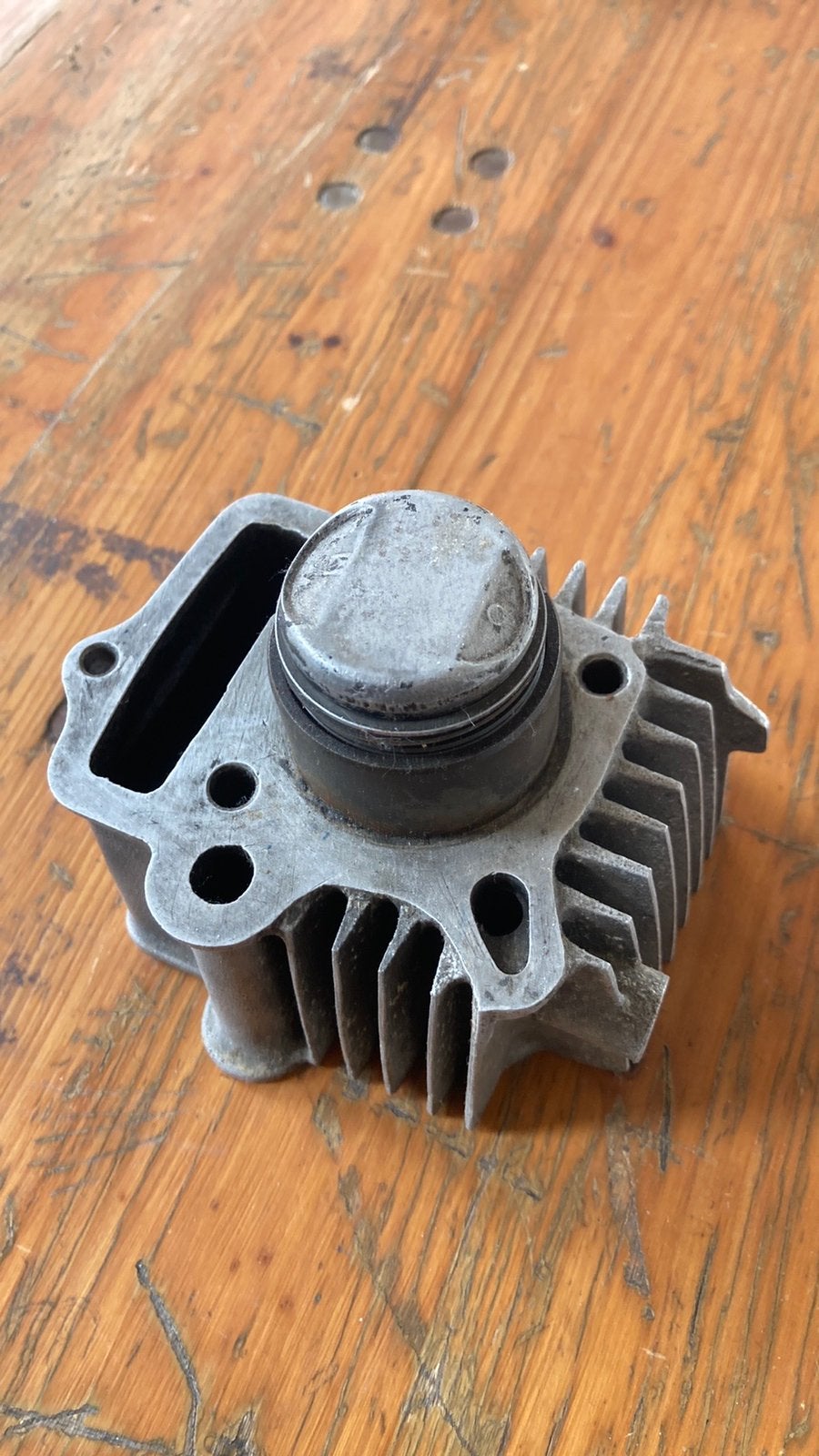 Cilinder 5 speed Honda SS50, Fietsen en Brommers, Ophalen, Zo goed als nieuw, Cilinder, Overige merken